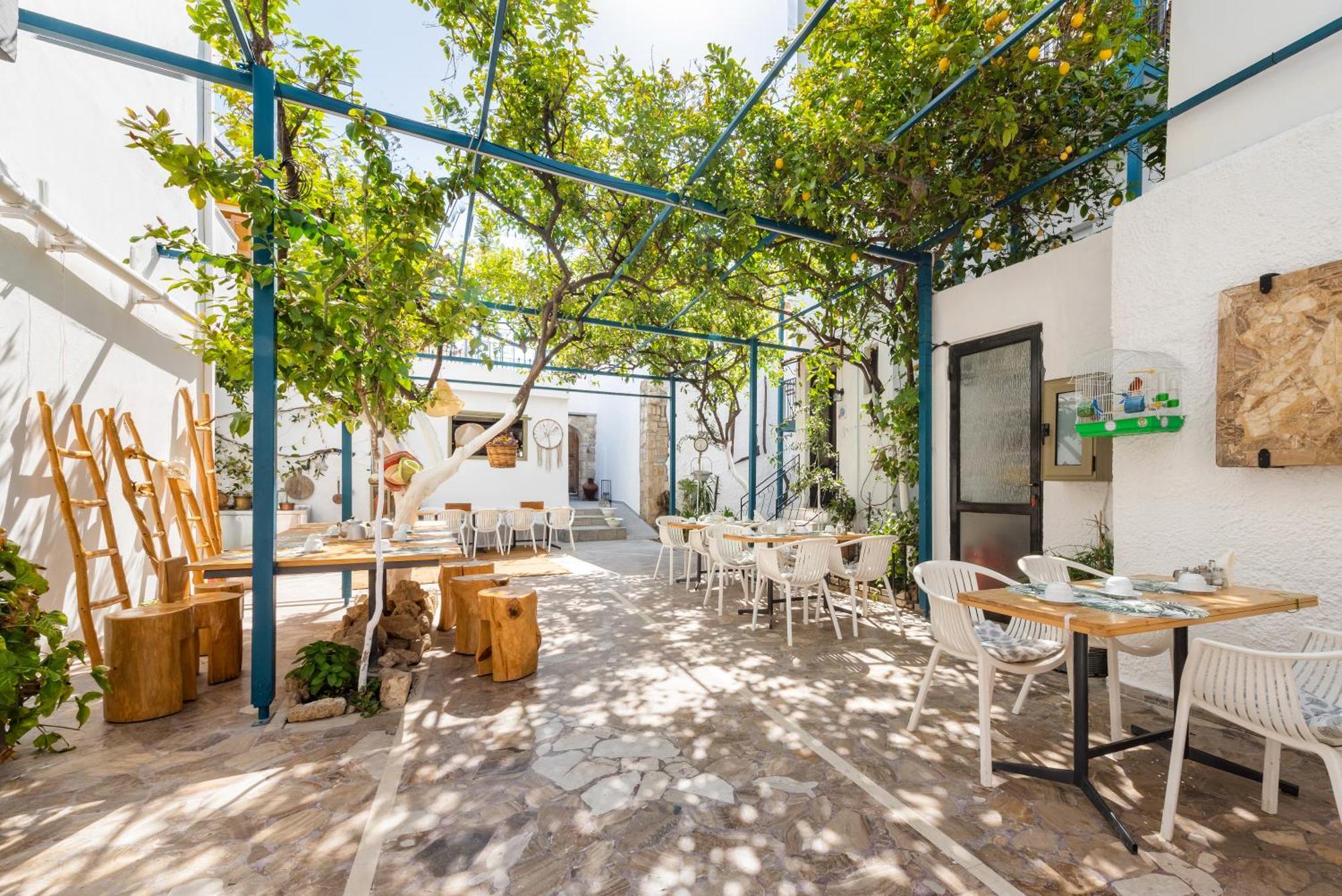 Lefka Hotel & Apartments Rhodes City Екстер'єр фото